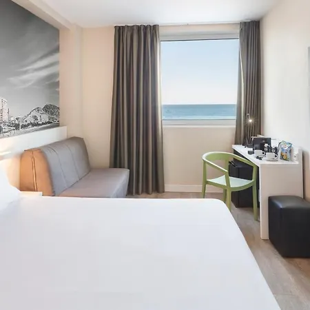 B&B Hotel Alicante 3* אליקאנטה
